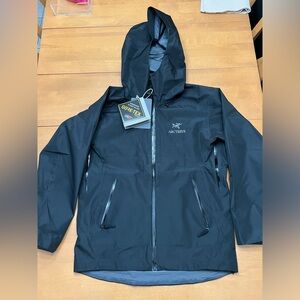 Black Arc’teryx LT Jacket